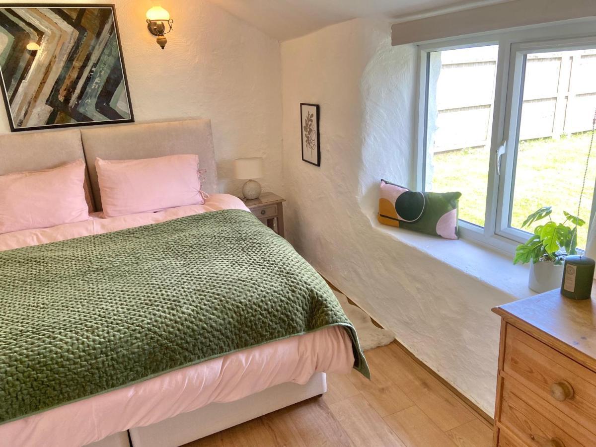 Idyllic Cornish Cottage, Superking Bed, Private Garden Dogs Welcome Truro Exterior photo
